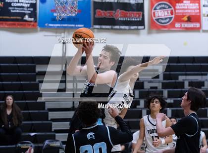 Thumbnail 2 in Villa Park @ Foothill photogallery.