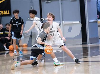 Thumbnail 3 in Villa Park @ Foothill photogallery.