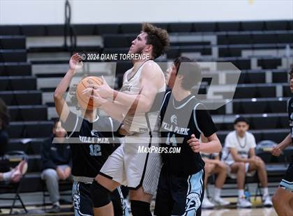 Thumbnail 3 in Villa Park @ Foothill photogallery.