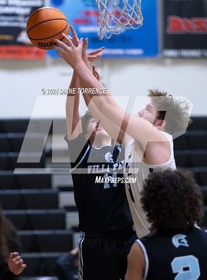 Thumbnail 3 in Villa Park @ Foothill photogallery.