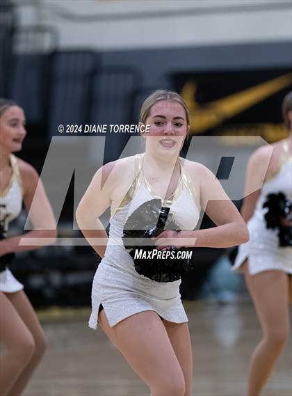 Thumbnail 3 in Villa Park @ Foothill photogallery.