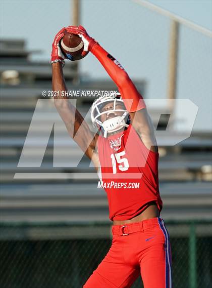 Thumbnail 1 in Duncanville @ Desoto photogallery.