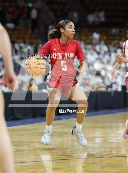 Thumbnail 1 in Regis Jesuit vs. Cherry Creek (CHSAA 6A Great 8) photogallery.