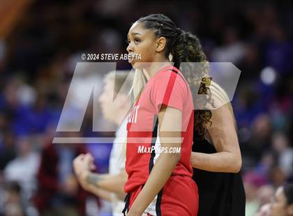 Thumbnail 3 in Regis Jesuit vs. Cherry Creek (CHSAA 6A Great 8) photogallery.