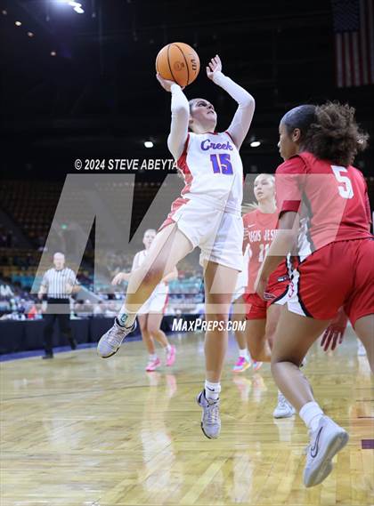 Thumbnail 2 in Regis Jesuit vs. Cherry Creek (CHSAA 6A Great 8) photogallery.