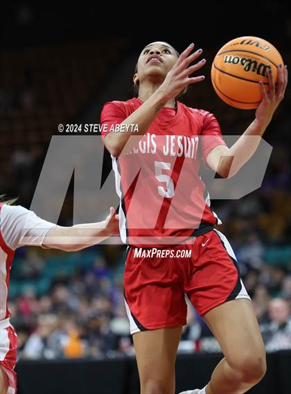 Thumbnail 1 in Regis Jesuit vs. Cherry Creek (CHSAA 6A Great 8) photogallery.