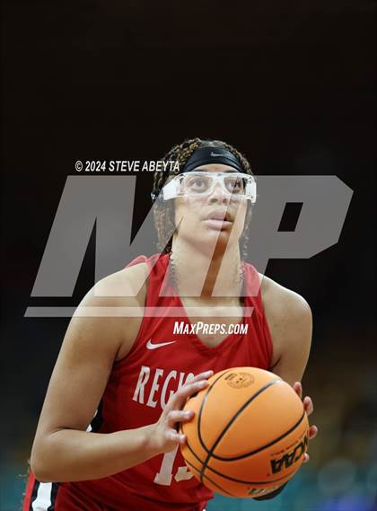 Thumbnail 1 in Regis Jesuit vs. Cherry Creek (CHSAA 6A Great 8) photogallery.