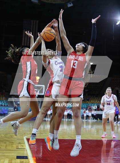 Thumbnail 2 in Regis Jesuit vs. Cherry Creek (CHSAA 6A Great 8) photogallery.
