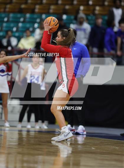 Thumbnail 3 in Regis Jesuit vs. Cherry Creek (CHSAA 6A Great 8) photogallery.