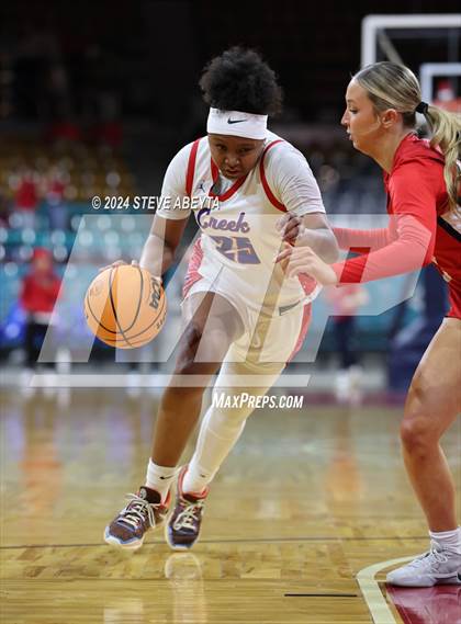Thumbnail 3 in Regis Jesuit vs. Cherry Creek (CHSAA 6A Great 8) photogallery.