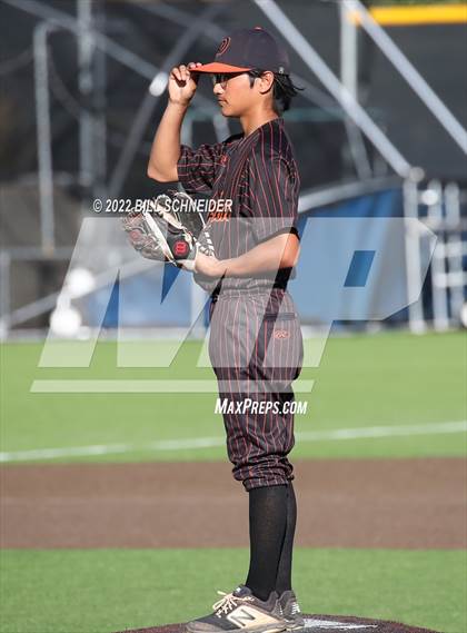 Thumbnail 3 in Marin Catholic vs. Washington (CIF NCS Division 2 First Round) photogallery.