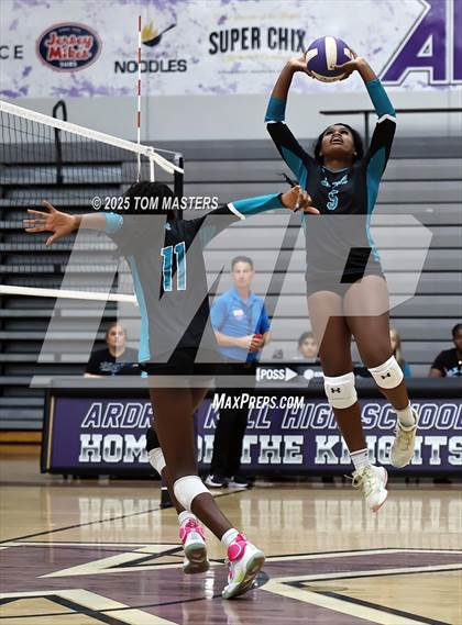 Thumbnail 1 in Cox Mill @ Ardrey Kell photogallery.