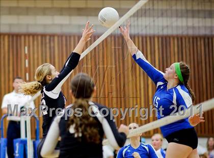 Thumbnail 2 in Woodcreek @ Rocklin photogallery.