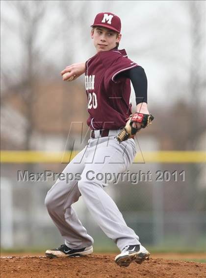 Thumbnail 3 in Mendon vs. Gates Chili photogallery.
