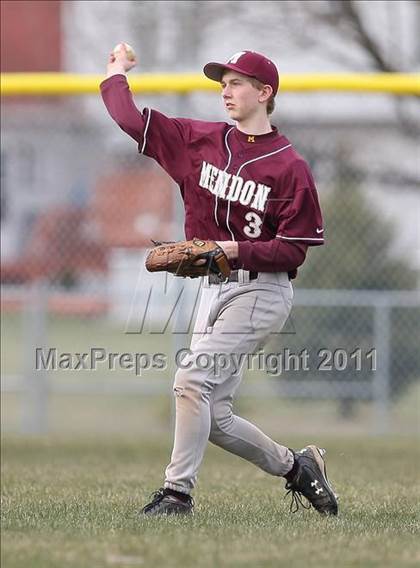 Thumbnail 1 in Mendon vs. Gates Chili photogallery.