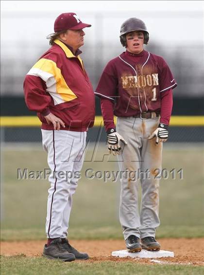 Thumbnail 1 in Mendon vs. Gates Chili photogallery.