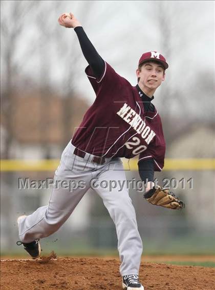 Thumbnail 1 in Mendon vs. Gates Chili photogallery.