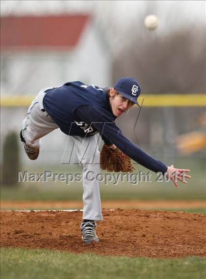 Thumbnail 2 in Mendon vs. Gates Chili photogallery.