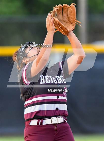 Thumbnail 1 in Heights @ Katy (UIL-6A Area Playoff) photogallery.