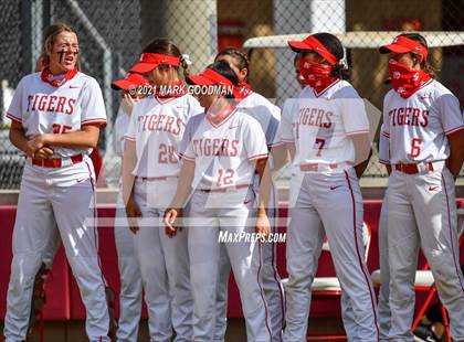 Thumbnail 2 in Heights @ Katy (UIL-6A Area Playoff) photogallery.