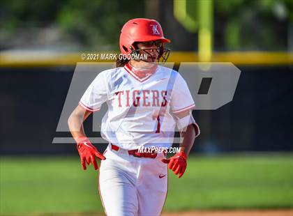 Thumbnail 3 in Heights @ Katy (UIL-6A Area Playoff) photogallery.