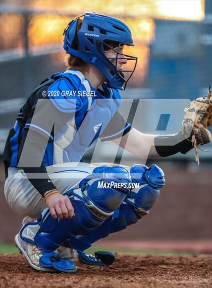 Thumbnail 2 in Deer Creek vs. Edmond Santa Fe photogallery.
