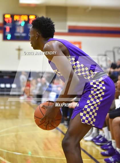 Thumbnail 1 in Mater Dei vs. St. Augustine (Tarkanian Classic) photogallery.