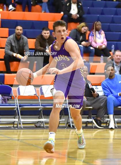 Thumbnail 2 in Mater Dei vs. St. Augustine (Tarkanian Classic) photogallery.