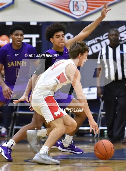 Thumbnail 1 in Mater Dei vs. St. Augustine (Tarkanian Classic) photogallery.