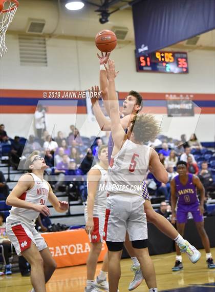 Thumbnail 2 in Mater Dei vs. St. Augustine (Tarkanian Classic) photogallery.