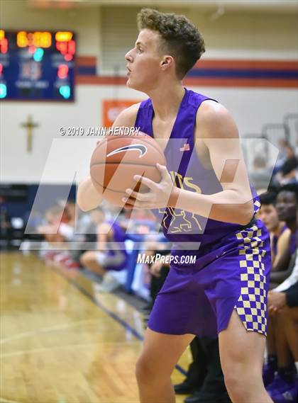 Thumbnail 2 in Mater Dei vs. St. Augustine (Tarkanian Classic) photogallery.