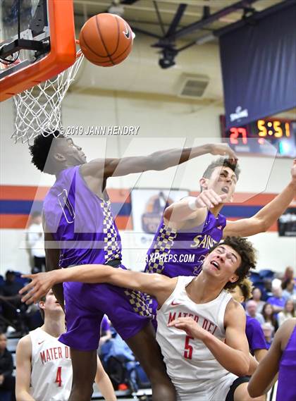Thumbnail 2 in Mater Dei vs. St. Augustine (Tarkanian Classic) photogallery.