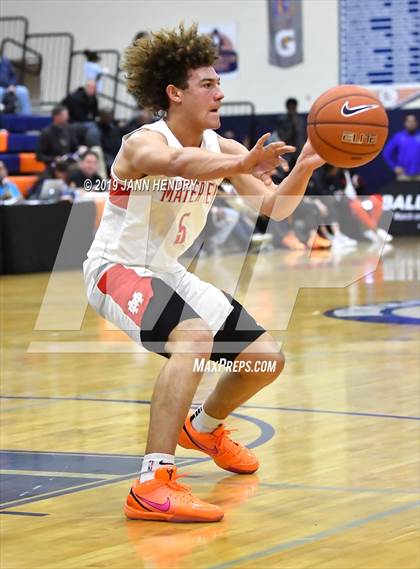 Thumbnail 2 in Mater Dei vs. St. Augustine (Tarkanian Classic) photogallery.