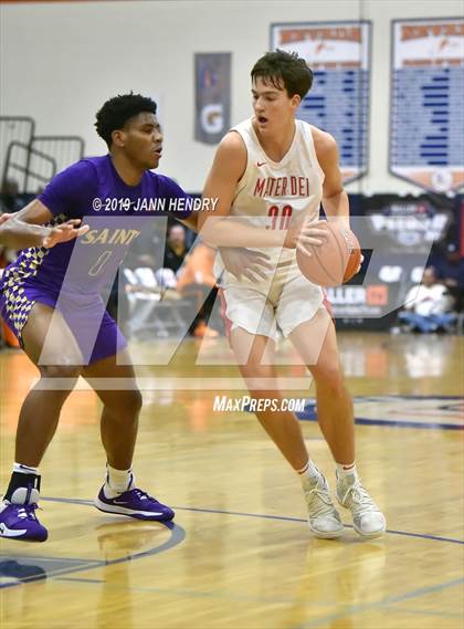 Thumbnail 1 in Mater Dei vs. St. Augustine (Tarkanian Classic) photogallery.