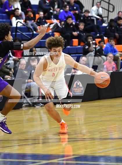 Thumbnail 3 in Mater Dei vs. St. Augustine (Tarkanian Classic) photogallery.