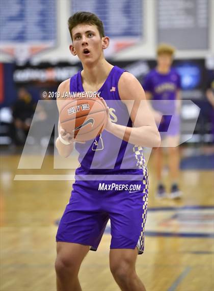 Thumbnail 3 in Mater Dei vs. St. Augustine (Tarkanian Classic) photogallery.