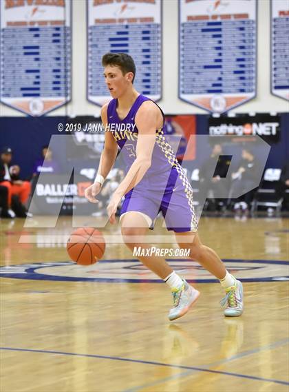 Thumbnail 2 in Mater Dei vs. St. Augustine (Tarkanian Classic) photogallery.