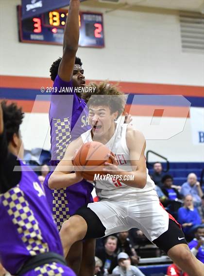 Thumbnail 2 in Mater Dei vs. St. Augustine (Tarkanian Classic) photogallery.