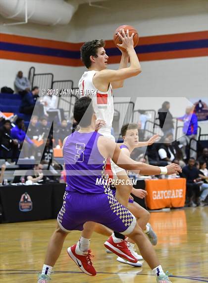 Thumbnail 1 in Mater Dei vs. St. Augustine (Tarkanian Classic) photogallery.