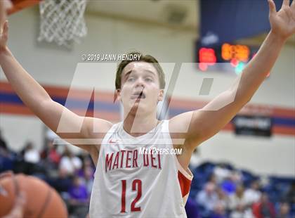 Thumbnail 2 in Mater Dei vs. St. Augustine (Tarkanian Classic) photogallery.