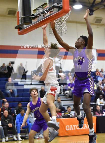 Thumbnail 3 in Mater Dei vs. St. Augustine (Tarkanian Classic) photogallery.