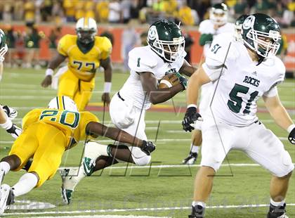 Thumbnail 1 in St. Xavier vs. Trinity (Papa John's Cardinal Stadium)  photogallery.