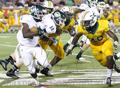 Thumbnail 1 in St. Xavier vs. Trinity (Papa John's Cardinal Stadium)  photogallery.
