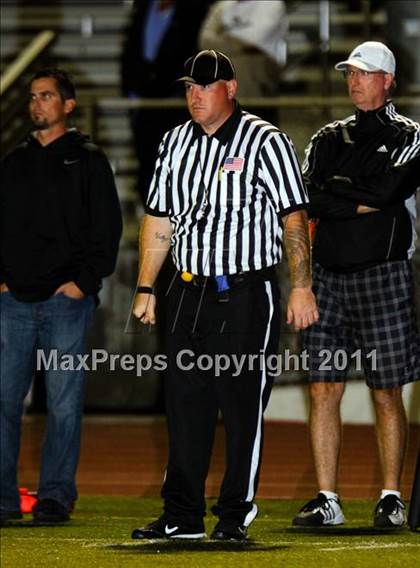 Thumbnail 2 in Crean Lutheran vs. Santa Clarita Christian photogallery.