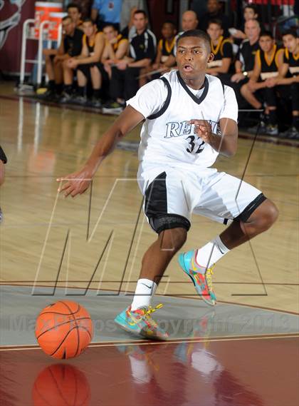 Thumbnail 3 in Miller vs. Cabrillo (MaxPreps Holiday Classic) photogallery.