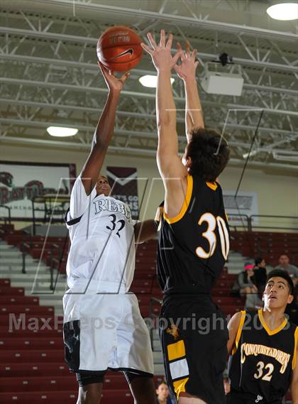 Thumbnail 3 in Miller vs. Cabrillo (MaxPreps Holiday Classic) photogallery.