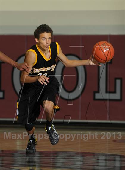 Thumbnail 2 in Miller vs. Cabrillo (MaxPreps Holiday Classic) photogallery.