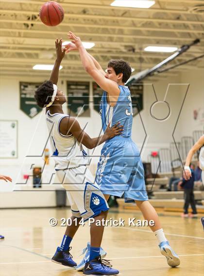 Thumbnail 1 in Yorktown vs West Potomac (Joe Cascio Holiday Classic) photogallery.