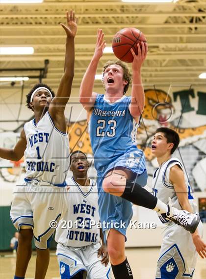 Thumbnail 1 in Yorktown vs West Potomac (Joe Cascio Holiday Classic) photogallery.