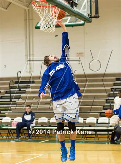 Thumbnail 3 in Yorktown vs West Potomac (Joe Cascio Holiday Classic) photogallery.